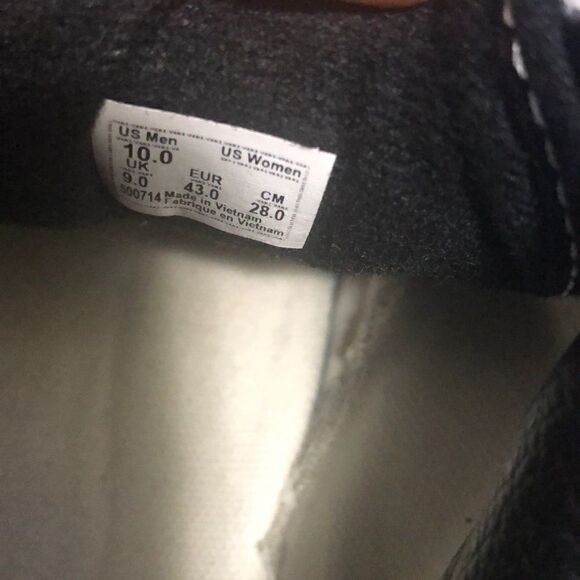 Van on the walls  - Picture 6 of 6